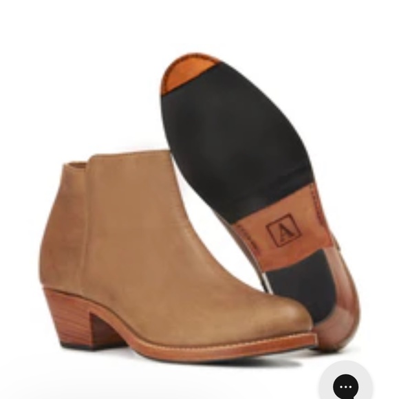 Adelante Leather Ankle Boots Pre-Fall SALE 🍂 - Picture 1 of 3